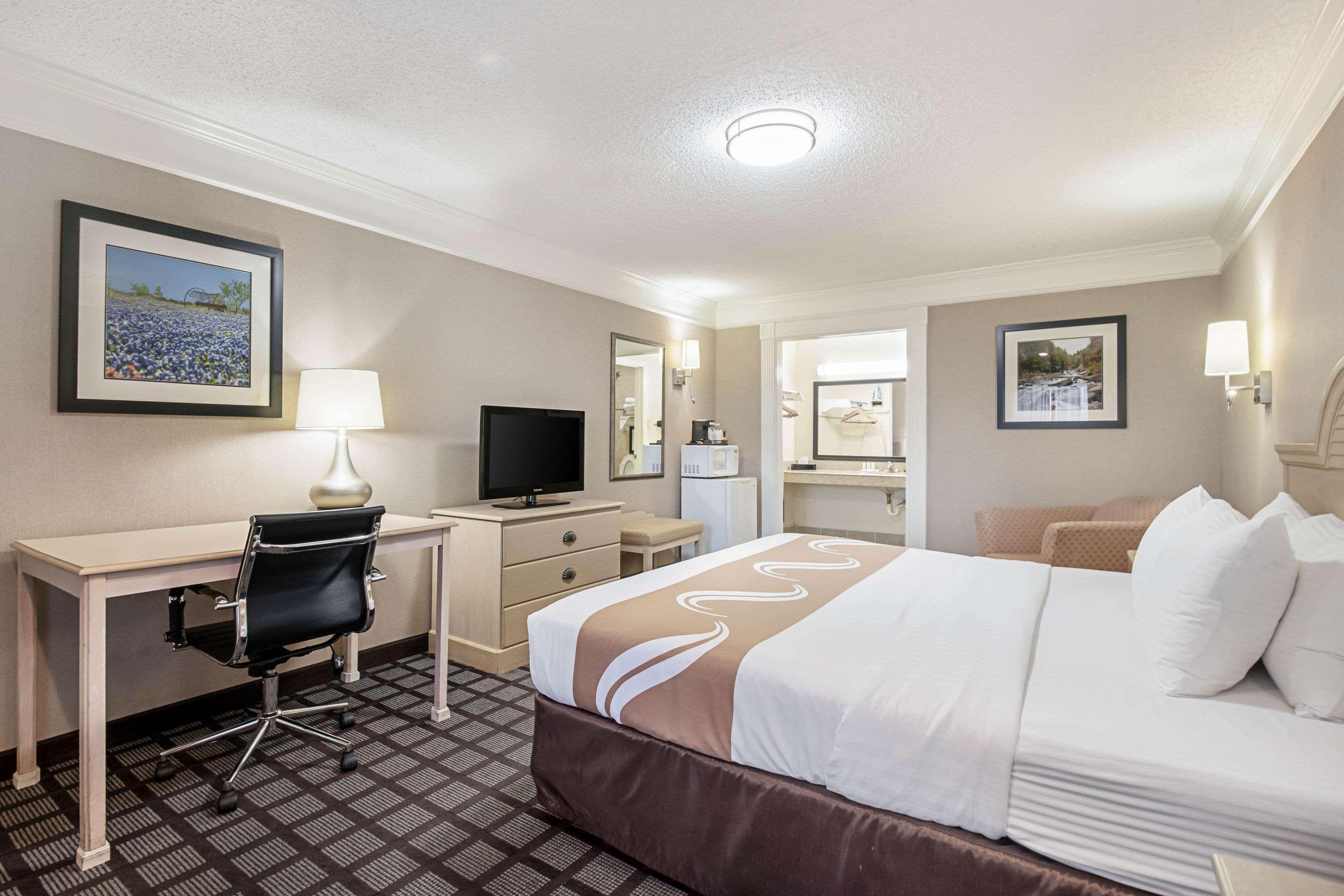 Quality Inn Near Lake Marble Falls Εξωτερικό φωτογραφία