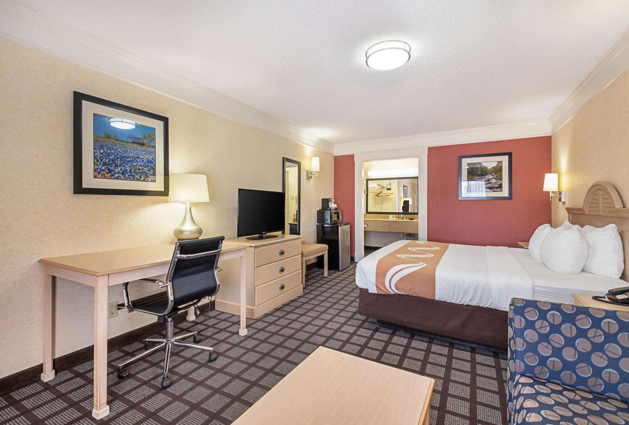 Quality Inn Near Lake Marble Falls Εξωτερικό φωτογραφία
