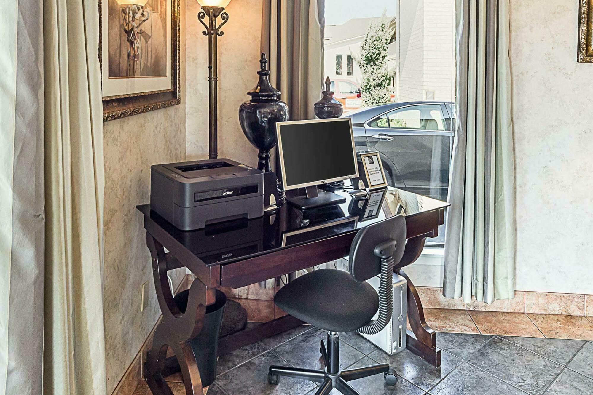 Quality Inn Near Lake Marble Falls Εξωτερικό φωτογραφία